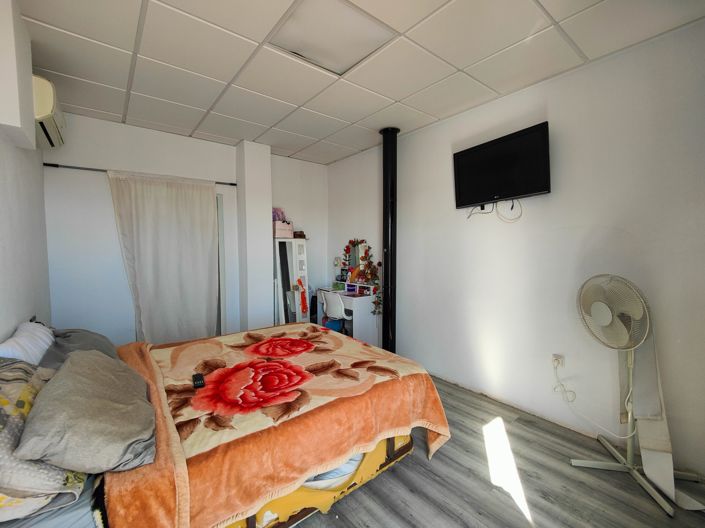 Image No.38-4 Bed Townhouse for sale