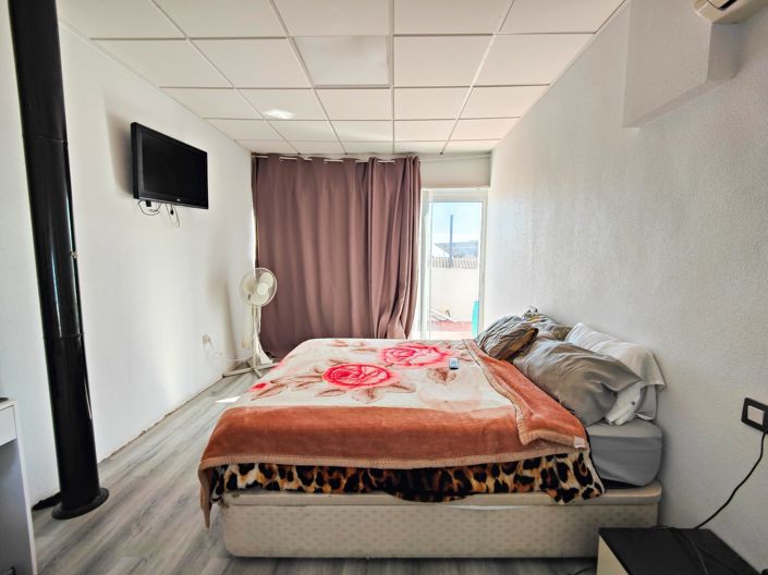 Image No.39-4 Bed Townhouse for sale