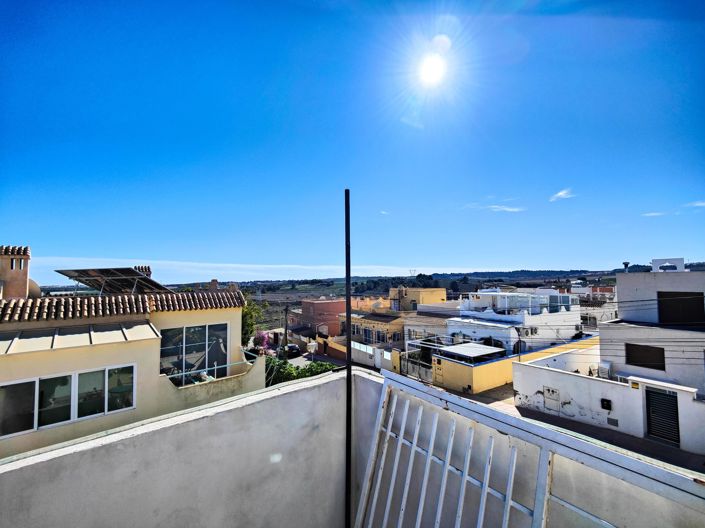 Image No.45-4 Bed Townhouse for sale