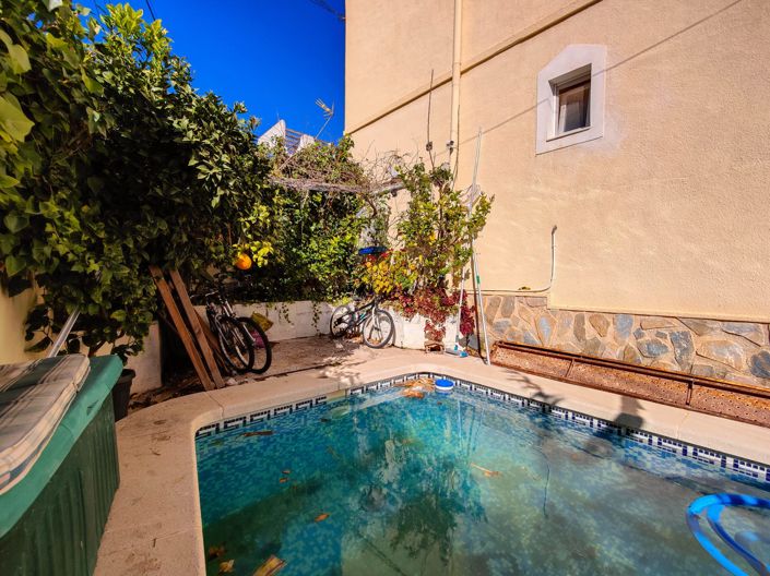 Image No.5-4 Bed Townhouse for sale