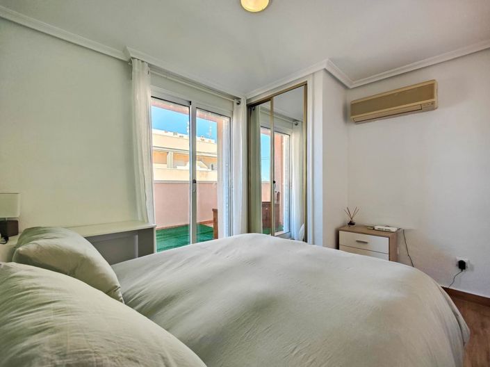 Image No.25-3 Bed Penthouse for sale