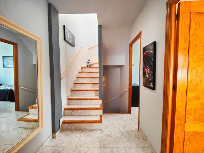 Image No.23-3 Bed Townhouse for sale