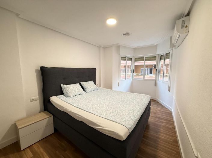 Image No.13-4 Bed Apartment for sale