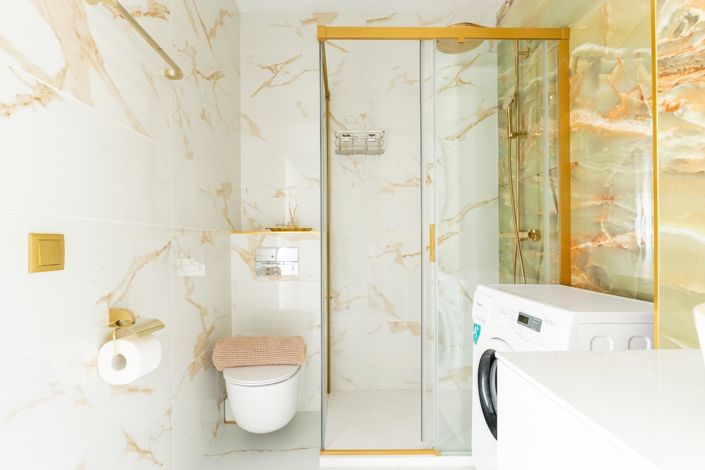 Image No.19-4 Bed Townhouse for sale