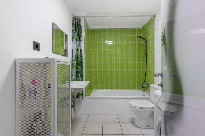 Image No.18-1 Bed Apartment for sale