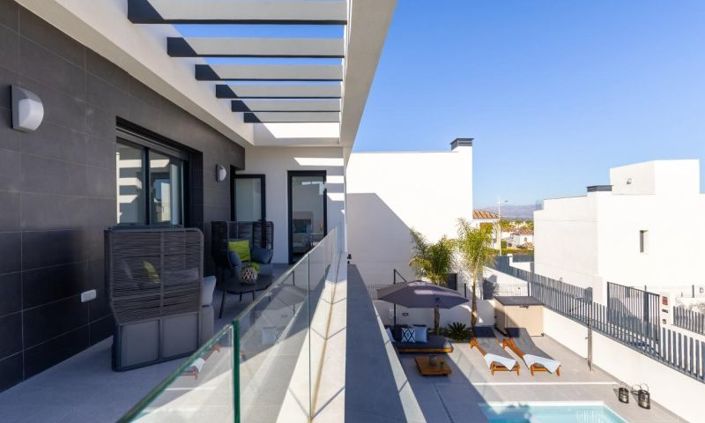 Image No.18-3 Bed Villa for sale