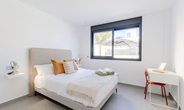 Image No.24-3 Bed Villa for sale