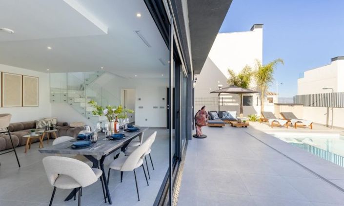 Image No.30-3 Bed Villa for sale