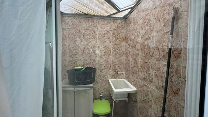 Image No.22-2 Bed Bungalow for sale