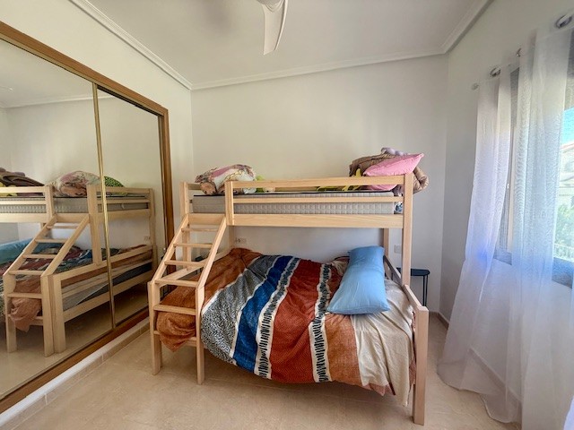 Image No.21-3 Bed Townhouse for sale