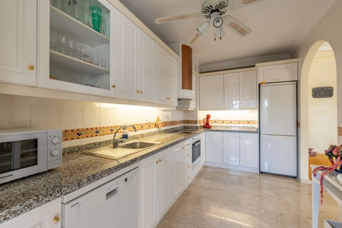 Image No.16-3 Bed Apartment for sale