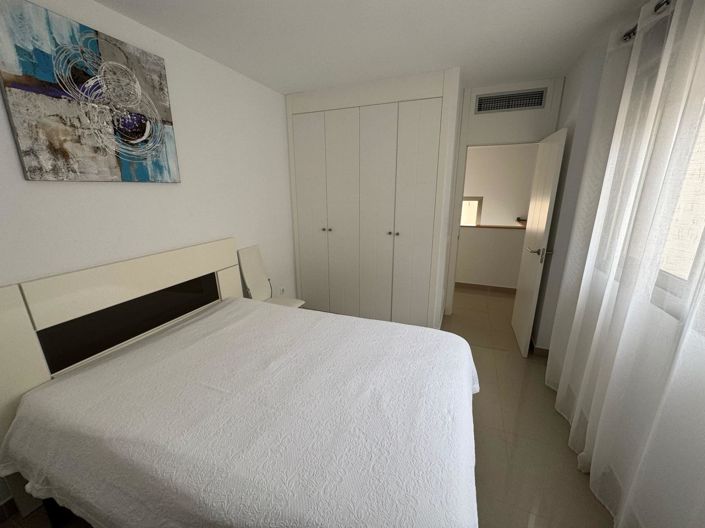 Image No.17-3 Bed Townhouse for sale