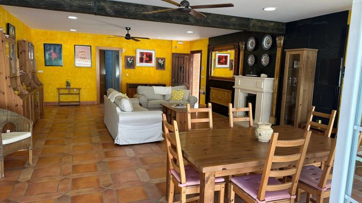 Image No.15-4 Bed Villa for sale