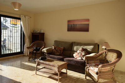 7-aa4cc561180b369757c0bb4af9886cd3