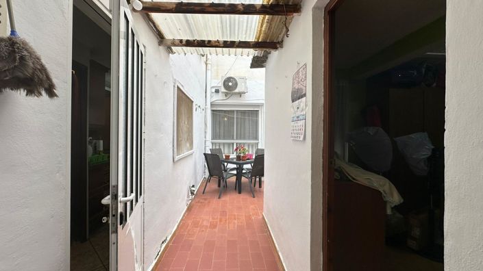 Image No.15-4 Bed House for sale