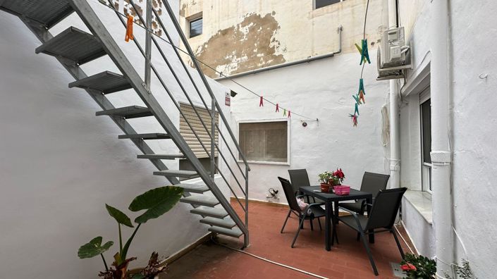 Image No.37-4 Bed Apartment for sale