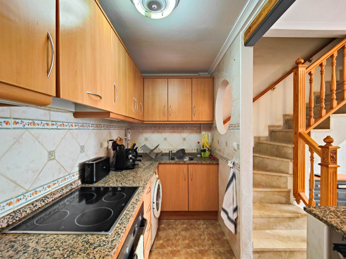 Image No.16-3 Bed Townhouse for sale