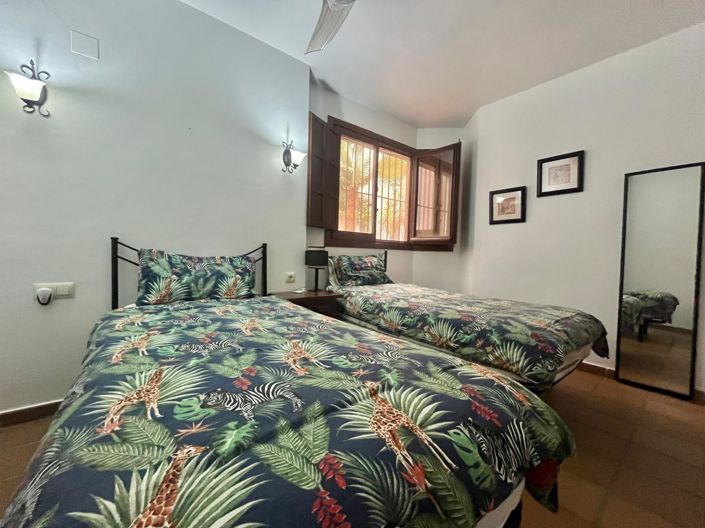 Image No.27-2 Bed Bungalow for sale