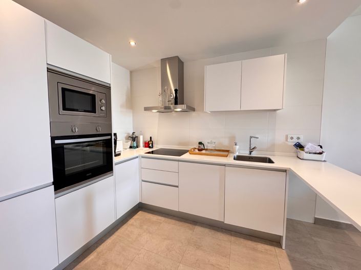 Image No.12-3 Bed Apartment for sale