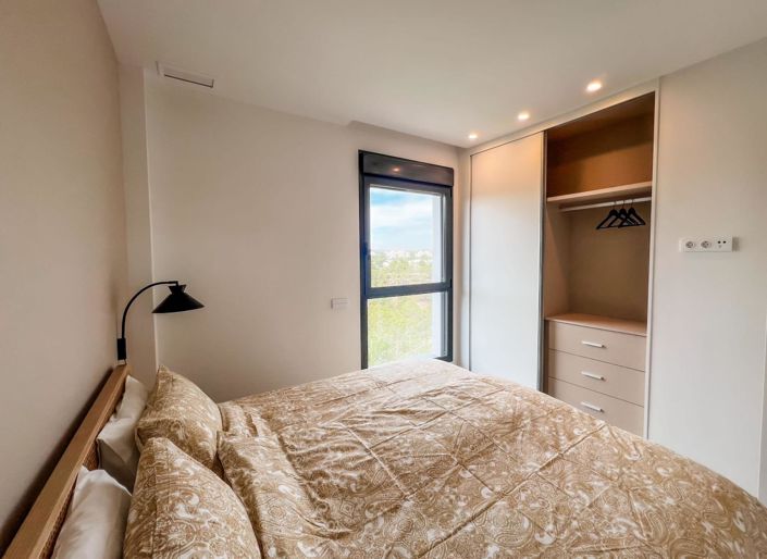 Image No.5-2 Bed Apartment for sale