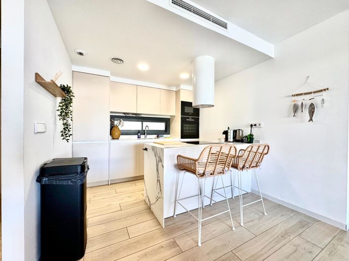 Image No.2-2 Bed Apartment for sale