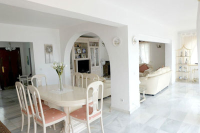 4-c23c0f86247804fa50226aecd8b0b2c8