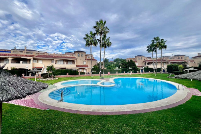 Image No.3-2 Bed Apartment for sale