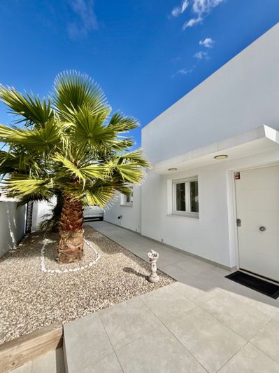 Image No.15-3 Bed Villa for sale