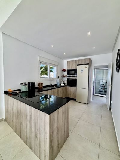 Image No.2-3 Bed Villa for sale