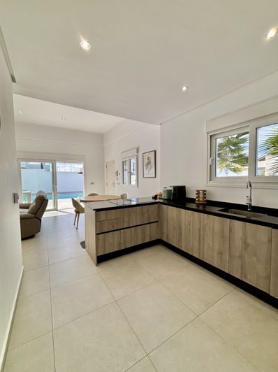 Image No.3-3 Bed Villa for sale