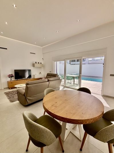 Image No.4-3 Bed Villa for sale