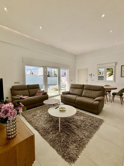 Image No.5-3 Bed Villa for sale