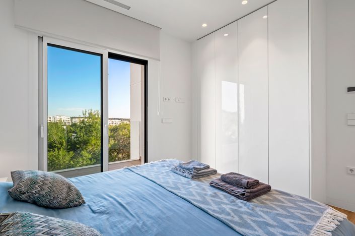 Image No.16-2 Bed Apartment for sale