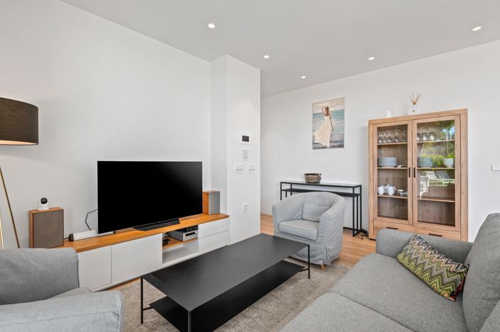 Image No.8-2 Bed Apartment for sale