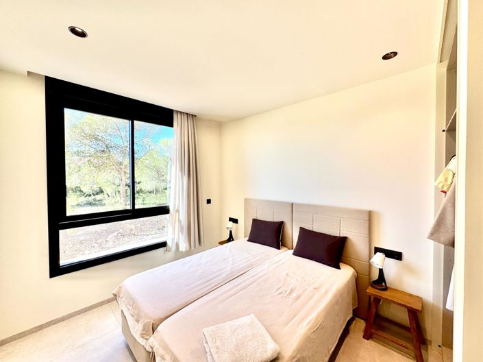 Image No.11-3 Bed Apartment for sale