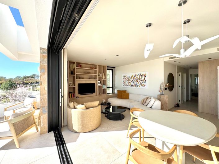 Image No.27-3 Bed Apartment for sale