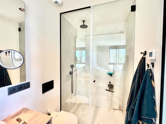 Image No.8-3 Bed Apartment for sale