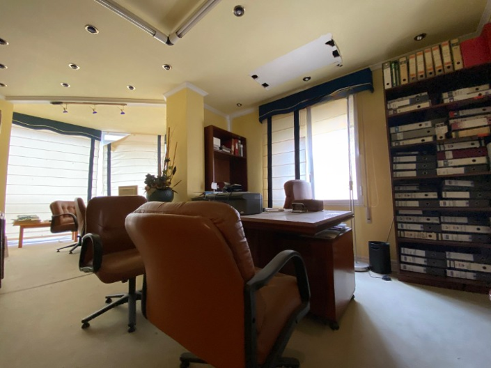 Image No.10-5 Bed Apartment for sale