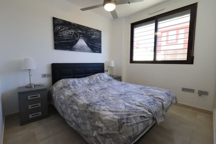 Image No.11-2 Bed Townhouse for sale