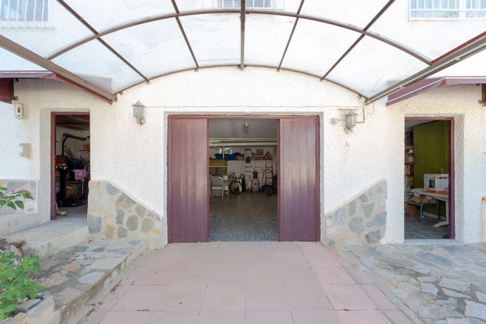 Image No.19-3 Bed Villa for sale