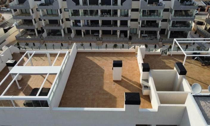Image No.9-3 Bed Property for sale
