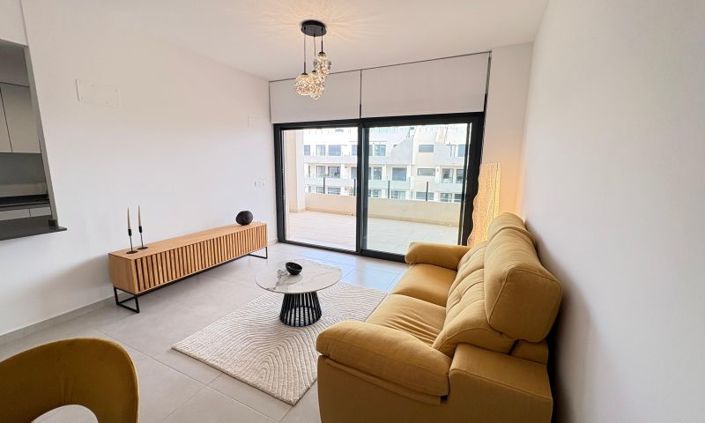 Image No.7-2 Bed Property for sale