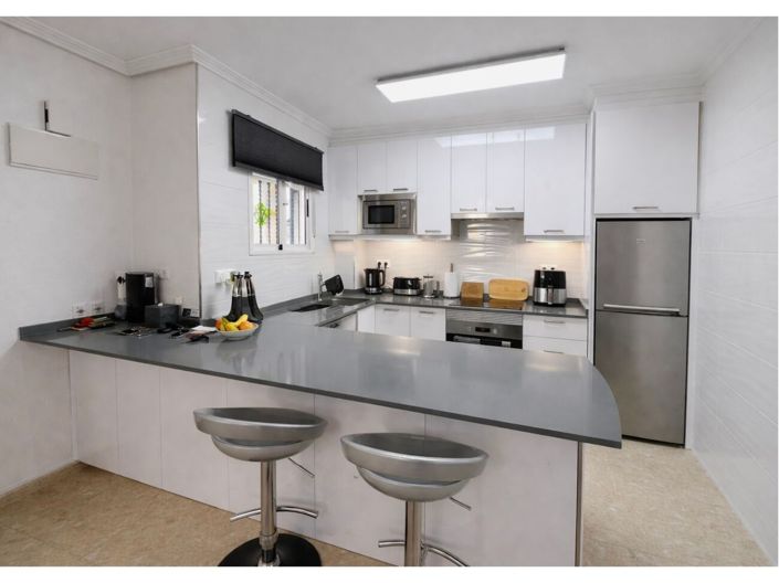 Image No.11-2 Bed Quad for sale