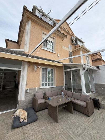 Image No.2-3 Bed Townhouse for sale