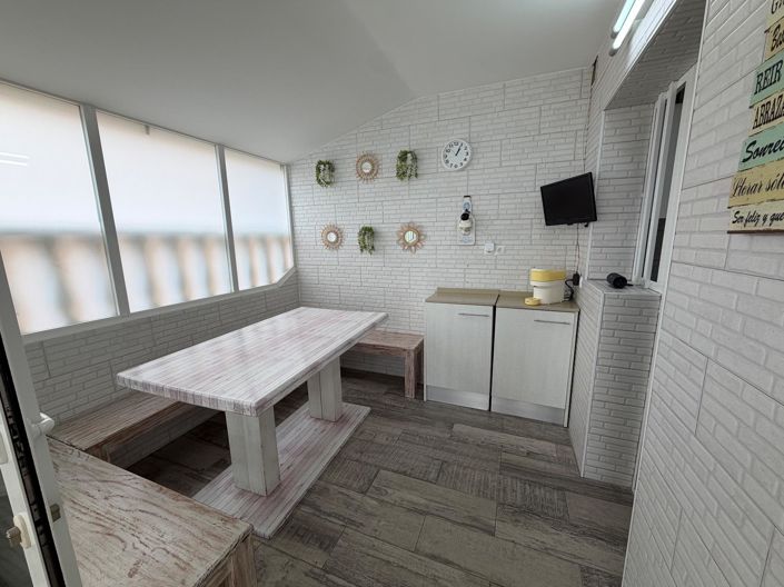 Image No.7-3 Bed Townhouse for sale