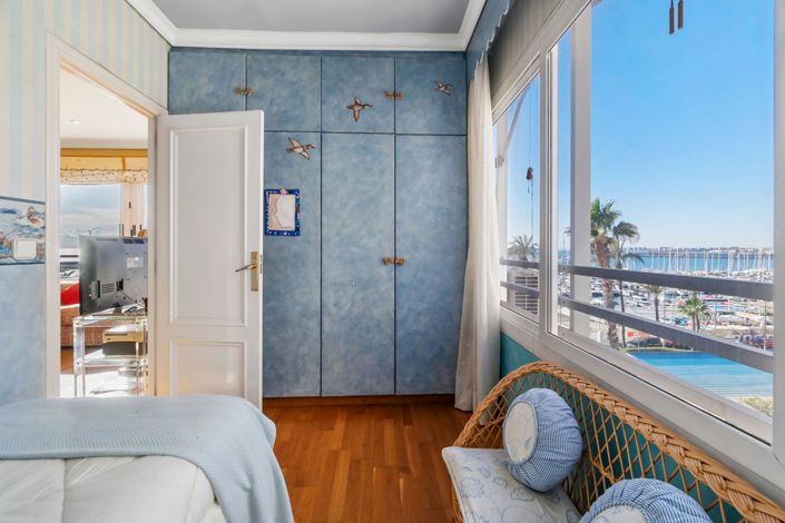 Image No.9-4 Bed Apartment for sale