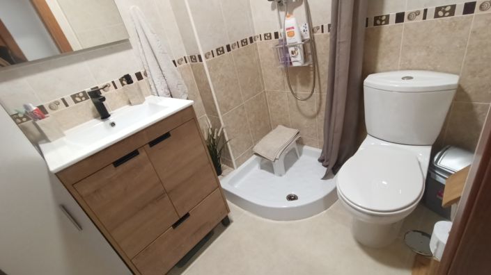 Image No.24-2 Bed Apartment for sale