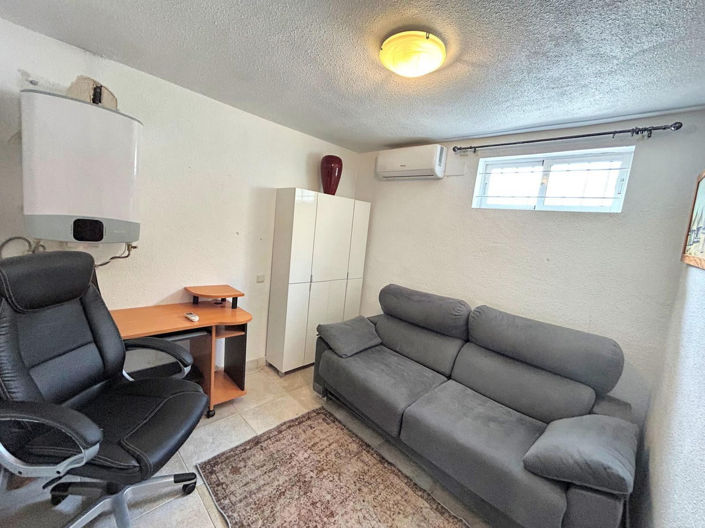 Image No.20-4 Bed House for sale