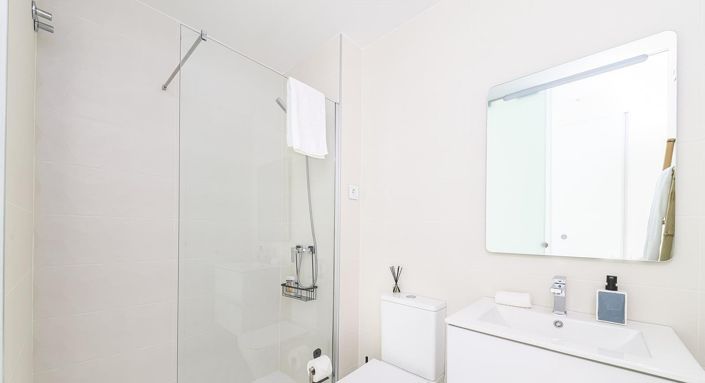 Image No.13-2 Bed Apartment for sale