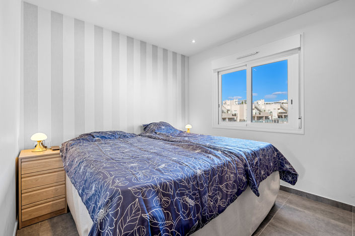 Image No.10-2 Bed Bungalow for sale